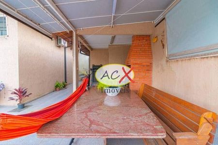 8_photo/94dce23257.49e5f4e107e90c19-ATLAS-bc5b36a4-be35-4cd5-9dea-ddf4e4a8fdc0.jpg de casa à venda com 4 quartos, 210m² em Mossunguê, Curitiba