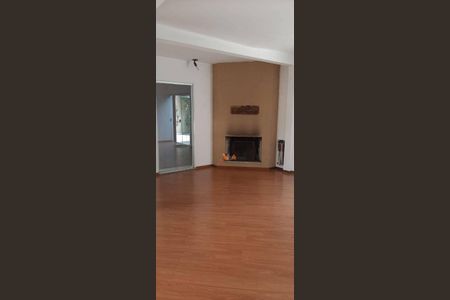 5_photo/94dce2329d.70d34e1d457a0501-ATLAS-2ee1a6cf-c864-4eff-b674-e405fd9e0b1e.jpg de casa à venda com 3 quartos, 229m² em Mossunguê, Curitiba