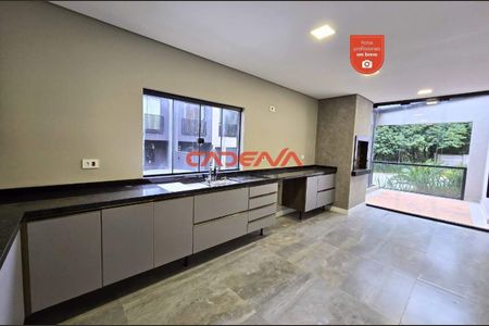 10_photo/94dce232ab.40e4deb5a359780d-ATLAS-b2e86ab4-05f8-47f1-bb93-bcde17bf6f9c.jpg de casa para alugar com 3 quartos, 150m² em Mossunguê, Curitiba