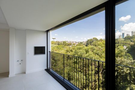 10_photo/94dce232c9.16c04351a4085bb7-ATLAS-394e2ad9-6433-4e43-ad76-eb06904a6e0c.jpg de apartamento à venda com 3 quartos, 244m² em Mossunguê, Curitiba