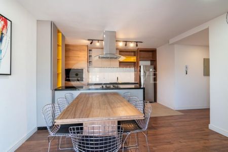 5_photo/94dce23393.4693f8ad5e5215a6-ATLAS-2aeca3c7-e66f-46d3-ad1a-a9fe24e17e7e.jpg de apartamento à venda com 2 quartos, 50m² em Mossunguê, Curitiba