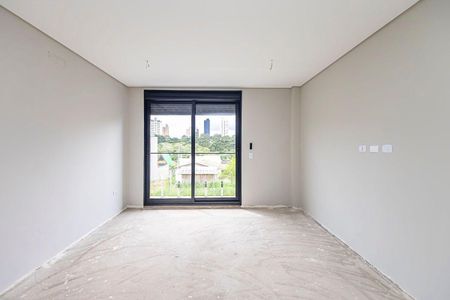 17_photo/94dce233bf.2f15d505e37c7ac5-ATLAS-93074fda-0294-499b-91c8-c9ab40952176.jpg de casa à venda com 3 quartos, 180m² em Mossunguê, Curitiba
