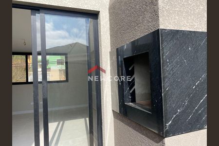 5_photo/94dce233d3.751bca41ac608a7d-ATLAS-772385e9-c900-4377-8317-64d481561b5e.jpg de casa à venda com 4 quartos, 215m² em Mossunguê, Curitiba