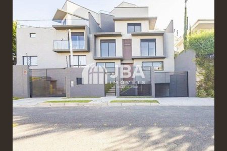 3_photo/94dce233d3.e6f02a1e96aef2b1-ATLAS-ea2fd83d-452f-4f60-8e16-cf5a1f5ec4a9.jpg de casa à venda com 3 quartos, 179m² em Mossunguê, Curitiba