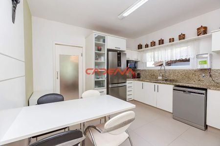7_photo/94dce23769.1d446599197df8f2-ATLAS-047c5b8d-96c0-48b2-a0c0-62dd6a6e9545.jpg de casa para alugar com 4 quartos, 431m² em Campo Comprido, Curitiba