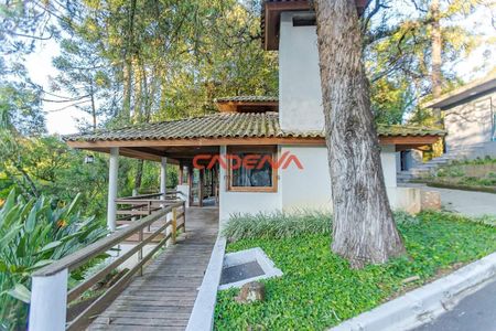 31_photo/94dce23769.1d446599197df8f2-ATLAS-e5a76972-6b52-47ca-8fd4-433387087429.jpg de casa para alugar com 4 quartos, 431m² em Campo Comprido, Curitiba