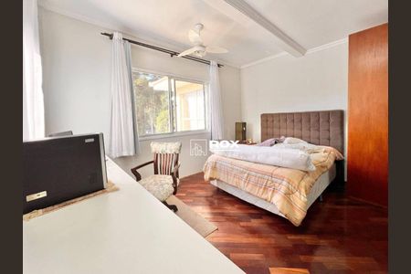 5_photo/94dce23771.674efd2a52575d3d-ATLAS-ce2e8055-c9fb-4f18-82d2-73ca164febe3.jpg de casa à venda com 4 quartos, 592m² em Campo Comprido, Curitiba