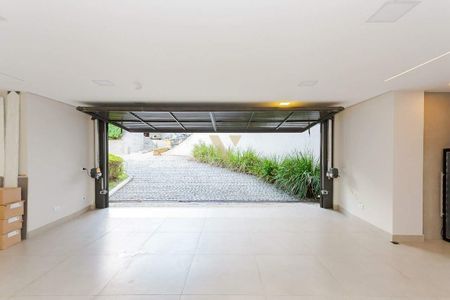 7_photo/94dce237cf.dab2038715a2b272-ATLAS-92ef1cc2-00e5-4adc-95d2-71cc6997d5bf.jpg de casa de condomínio à venda com 4 quartos, 439m² em Campo Comprido, Curitiba