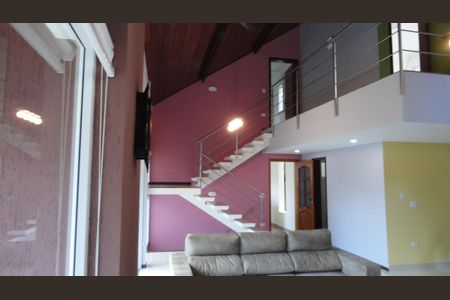 2_photo/94dce23973.cd6912d4e48c45dd-ATLAS-97c6c8db-dcf5-4a56-8f9a-484f2a7639ce.jpg de casa à venda com 3 quartos, 200m² em Campo Comprido, Curitiba