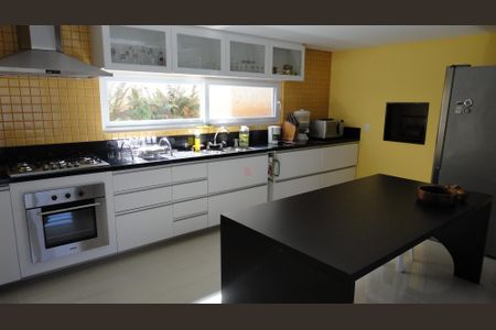 3_photo/94dce23973.cd6912d4e48c45dd-ATLAS-ff28edd0-6554-48ab-89de-e3e88deb2cea.jpg de casa à venda com 3 quartos, 200m² em Campo Comprido, Curitiba