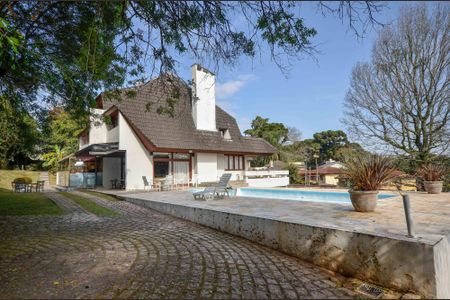 4_photo/94dce2397f.c06c3c5dbfc3661b-ATLAS-96f10b10-9901-4e98-976b-daa7abd20b47.jpg de casa à venda com 4 quartos, 560m² em Campo Comprido, Curitiba