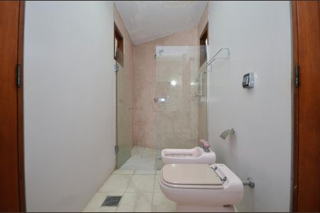 49_photo/94dce2397f.c06c3c5dbfc3661b-ATLAS-cb59dc9d-0e1b-4fb3-bdce-df78ad55faf8.jpg de casa à venda com 4 quartos, 560m² em Campo Comprido, Curitiba