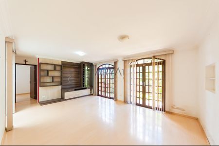 4_photo/94dce239fd.6ef03826bc1aefc9-ATLAS-0b63e664-e303-4939-a32b-bff95baa6d9d.jpg de casa à venda com 3 quartos, 150m² em Campo Comprido, Curitiba