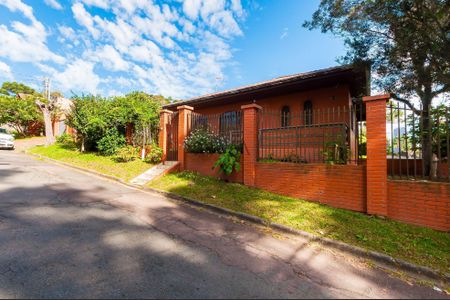 2_photo/94dce239fd.6ef03826bc1aefc9-ATLAS-2af3c37f-bbba-4190-97d2-2ec30b9c7de6.jpg de casa à venda com 3 quartos, 150m² em Campo Comprido, Curitiba