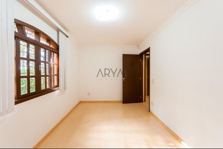 13_photo/94dce239fd.6ef03826bc1aefc9-ATLAS-2b78498e-007e-47f2-bf2a-4c37f56f6522.jpg de casa à venda com 3 quartos, 150m² em Campo Comprido, Curitiba