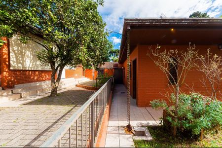 25_photo/94dce239fd.6ef03826bc1aefc9-ATLAS-8c4e0f2f-d6b2-4c7b-a20c-225524e9f0f4.jpg de casa à venda com 3 quartos, 150m² em Campo Comprido, Curitiba