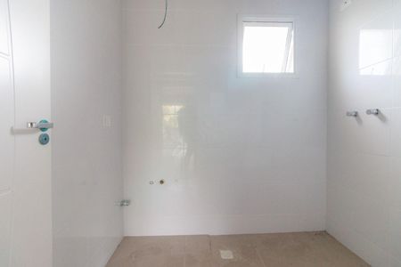 5_photo/94dce23dd3.0f6d4f18d880a64b-ATLAS-b155d8f7-312a-40fd-98fc-caab5a51fb1d.jpg de casa à venda com 3 quartos, 167m² em Campo Comprido, Curitiba