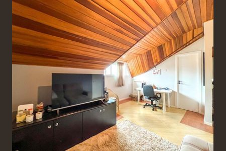 11_photo/94dce23e1d.c4a86b3c211625c7-ATLAS-55bcf1aa-421e-48e4-a23a-c82de624b59f.jpg de casa à venda com 3 quartos, 199m² em Cidade Industrial de Curitiba, Curitiba