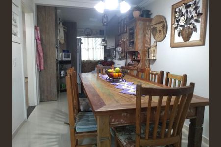 7_photo/94dce23fe5.727778d524bde65a-ATLAS-9562fef3-4a92-48d2-8e0d-5d2e49bfb737.jpg de casa à venda com 3 quartos, 204m² em Cidade Industrial de Curitiba, Curitiba