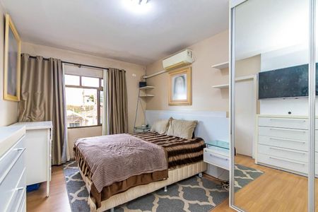 12_photo/94dce23fe5.86fa7c56df5ec564-ATLAS-37e38fa7-6aaa-4ea6-8cd0-09c03c9f8546.jpg de casa à venda com 3 quartos, 210m² em Cidade Industrial de Curitiba, Curitiba