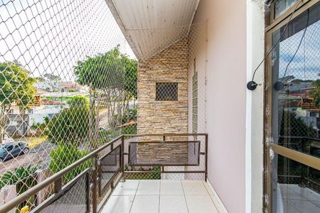 19_photo/94dce23fe5.86fa7c56df5ec564-ATLAS-8145b13c-632b-4aed-ae76-661d07b02da8.jpg de casa à venda com 3 quartos, 210m² em Cidade Industrial de Curitiba, Curitiba