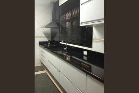 1_photo/94dce23fe5.86fa7c56df5ec564-ATLAS-cafa8a6d-e9b9-48f3-8d8e-633c86307bc7.jpg de casa à venda com 3 quartos, 240m² em Cidade Industrial de Curitiba, Curitiba