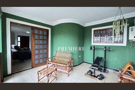 6_photo/94dce23feb.68fea5cf95d25830-ATLAS-df880c6e-fb28-44d4-b1d2-c8168331379c.jpg de casa à venda com 4 quartos, 244m² em Cidade Industrial de Curitiba, Curitiba