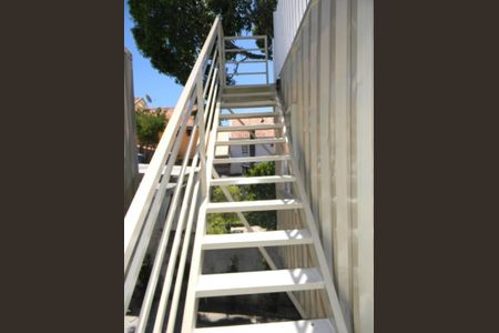 6_photo/94dce23fff.e55e7b5bbdef3de4-ATLAS-493db698-e84e-41d7-8bcb-44a8021c6b41.jpg de casa para alugar com 2 quartos, 47m² em Cidade Industrial de Curitiba, Curitiba