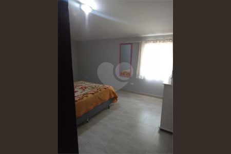 11_photo/94dce2403b.f4a5c666155909d5-ATLAS-72c3e2d1-4898-472d-8027-24e68fb574ee.jpg de casa à venda com 4 quartos, 137m² em Cidade Industrial de Curitiba, Curitiba