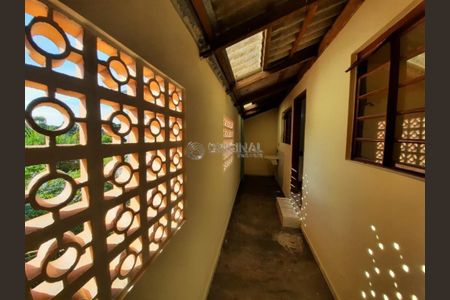 7_photo/94dce2405f.e70fa8406114d9b6-ATLAS-7589df48-5dca-410a-96b2-24f0e8b91795.jpg de casa à venda com 2 quartos, 200m² em Cidade Industrial de Curitiba, Curitiba
