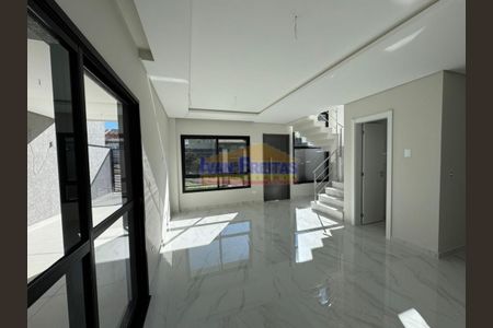 4_photo/94dce24087.65e75a881071dc63-ATLAS-84415351-e8ad-4cf4-a2b2-7b4c64adc3f7.jpg de casa à venda com 3 quartos, 156m² em Cidade Industrial de Curitiba, Curitiba