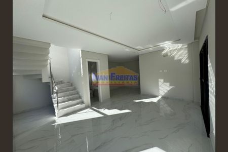 5_photo/94dce24087.f74d725b240c49f3-ATLAS-c3edfa6f-d80c-4e9d-aef3-99e8c08fc772.jpg de casa à venda com 3 quartos, 140m² em Cidade Industrial de Curitiba, Curitiba