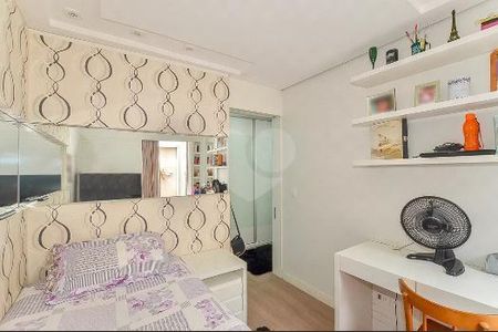 12_photo/94dce24207.9d2320855e37ff98-ATLAS-341758a3-b28b-4867-84d0-e799e72a680f.jpg de casa à venda com 3 quartos, 200m² em Campo Comprido, Curitiba