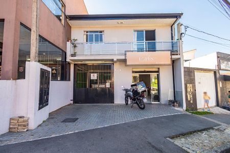 46_photo/94dce2424f.f63caee062125e05-ATLAS-5efbb72c-1339-410a-937f-86a63485a0dd.jpg de casa à venda com 6 quartos, 310m² em Cidade Industrial de Curitiba, Curitiba