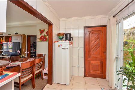 7_photo/94dce2429f.2d0f88dd1dddff54-ATLAS-7104b2d8-6d6c-4301-a707-4efb4751cbf8.jpg de casa à venda com 4 quartos, 187m² em Cidade Industrial de Curitiba, Curitiba