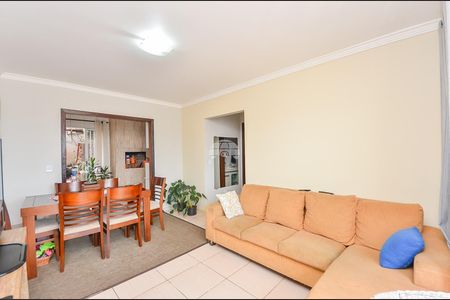 4_photo/94dce2429f.2d0f88dd1dddff54-ATLAS-7907364d-4c93-41a7-889b-847352fbd55a.jpg de casa à venda com 4 quartos, 187m² em Cidade Industrial de Curitiba, Curitiba