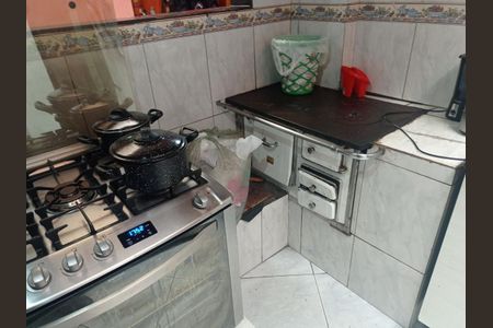 13_photo/94dce24309.1987c265c069de70-ATLAS-ae5da8d3-0e4c-42a1-a53c-efeef18f927e.jpg de casa à venda com 4 quartos, 160m² em Cidade Industrial de Curitiba, Curitiba