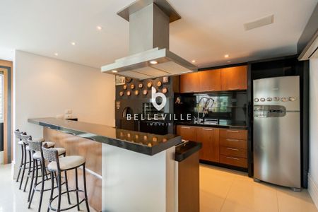 8_photo/94dce2446b.45c2d7d3c0346745-ATLAS-22d6cfdc-0eaa-4363-92ca-5161b1effdf1.jpg de casa de condomínio à venda com 4 quartos, 464m² em Campo Comprido, Curitiba