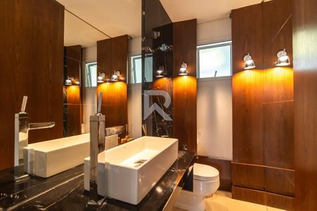 12_photo/94dce2446b.52361b1ead3fd37e-ATLAS-2e07ad02-e339-40f7-a253-9f766ca957e9.jpg de casa à venda com 4 quartos, 476m² em Campo Comprido, Curitiba