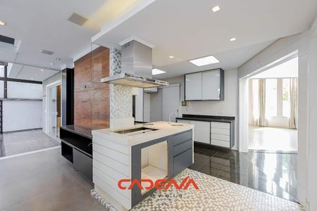 8_photo/94dce24517.99a2b9907f00fe59-ATLAS-13de659b-021c-4728-ab8c-b2bddb62700b.jpg de casa para alugar com 4 quartos, 320m² em Campo Comprido, Curitiba