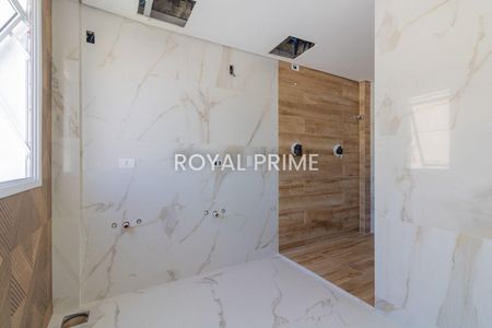 6_photo/94dce245b9.3c7f51fafced9c7c-ATLAS-4d0e0e3e-3d9e-4b23-b71f-a2e931270f00.jpg de casa à venda com 3 quartos, 354m² em Campo Comprido, Curitiba