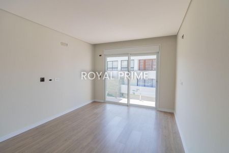 5_photo/94dce245b9.3c7f51fafced9c7c-ATLAS-a368329e-01c3-4d9c-92b7-9b7b68f8cea2.jpg de casa à venda com 3 quartos, 354m² em Campo Comprido, Curitiba