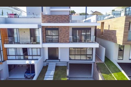 12_photo/94dce245b9.882a47c2244b0103-ATLAS-7cbd27df-12f5-4ada-af1e-48b3c1934a4a.jpg de casa à venda com 4 quartos, 418m² em Campo Comprido, Curitiba