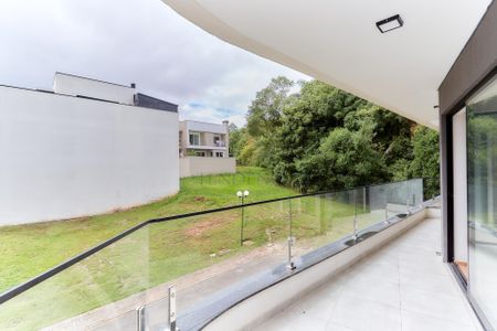 6_photo/94dce245b9.9146eb31287f9f75-ATLAS-e6267561-4bfe-4fcc-8501-4ded92e73065.jpg de casa à venda com 3 quartos, 396m² em Campo Comprido, Curitiba