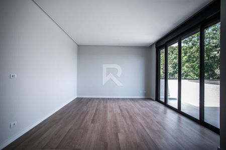 23_photo/94dce245b9.bd9ecedd263a66fc-ATLAS-0c07979a-4dd5-408f-97fc-90b0810cfeba.jpg de casa à venda com 3 quartos, 250m² em Campo Comprido, Curitiba