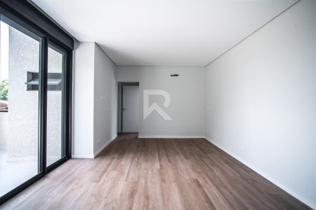 22_photo/94dce245b9.bd9ecedd263a66fc-ATLAS-69599f8b-eab7-40c1-b929-a2eecb83b263.jpg de casa à venda com 3 quartos, 250m² em Campo Comprido, Curitiba