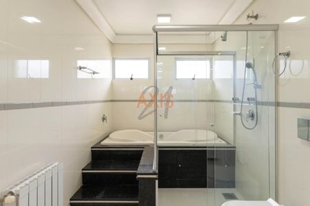 2_photo/94dce2465f.701f4bd306a6f103-ATLAS-0c117b77-9c6c-4e77-9b70-cd414358ef2f.jpg de casa de condomínio à venda com 5 quartos, 497m² em Campo Comprido, Curitiba