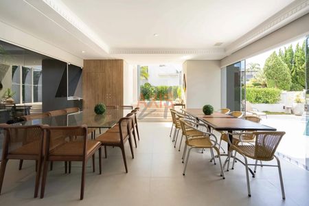 7_photo/94dce2465f.701f4bd306a6f103-ATLAS-39cbec8e-1445-4752-812a-bdb96596c5e2.jpg de casa de condomínio à venda com 5 quartos, 497m² em Campo Comprido, Curitiba