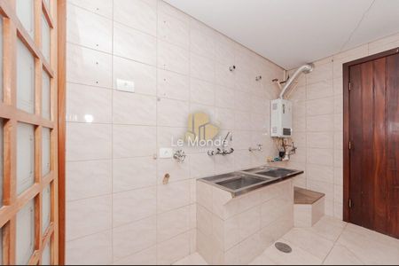 27_photo/94dce24895.4fc856360cf0b3d0-ATLAS-2ee38b33-79e5-486a-aa41-b9bbab690ee8.jpg de casa de condomínio à venda com 4 quartos, 380m² em Campo Comprido, Curitiba