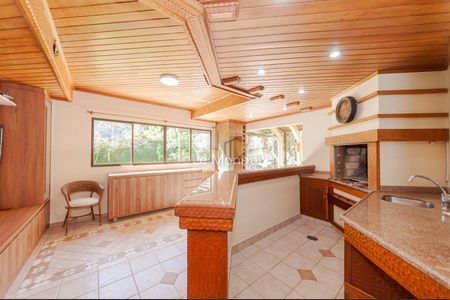 29_photo/94dce24895.4fc856360cf0b3d0-ATLAS-bcfa429a-f33f-481f-a42e-9676b5ef1522.jpg de casa de condomínio à venda com 4 quartos, 380m² em Campo Comprido, Curitiba